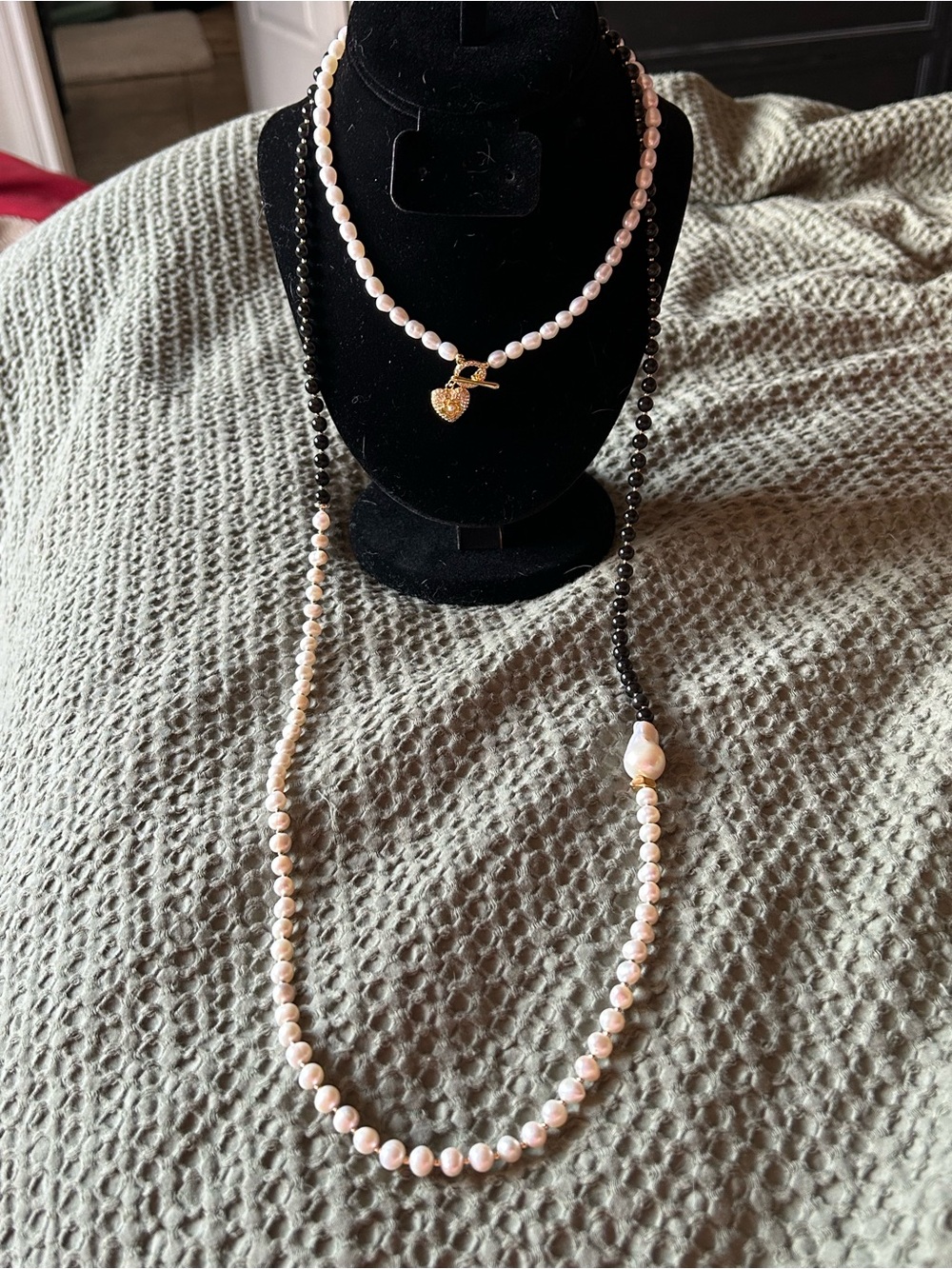 2 Layered Cultured Pearl/Baroque pearl/Black Bead Heart-Lock Necklaces by Farra - Picture 2 of 10